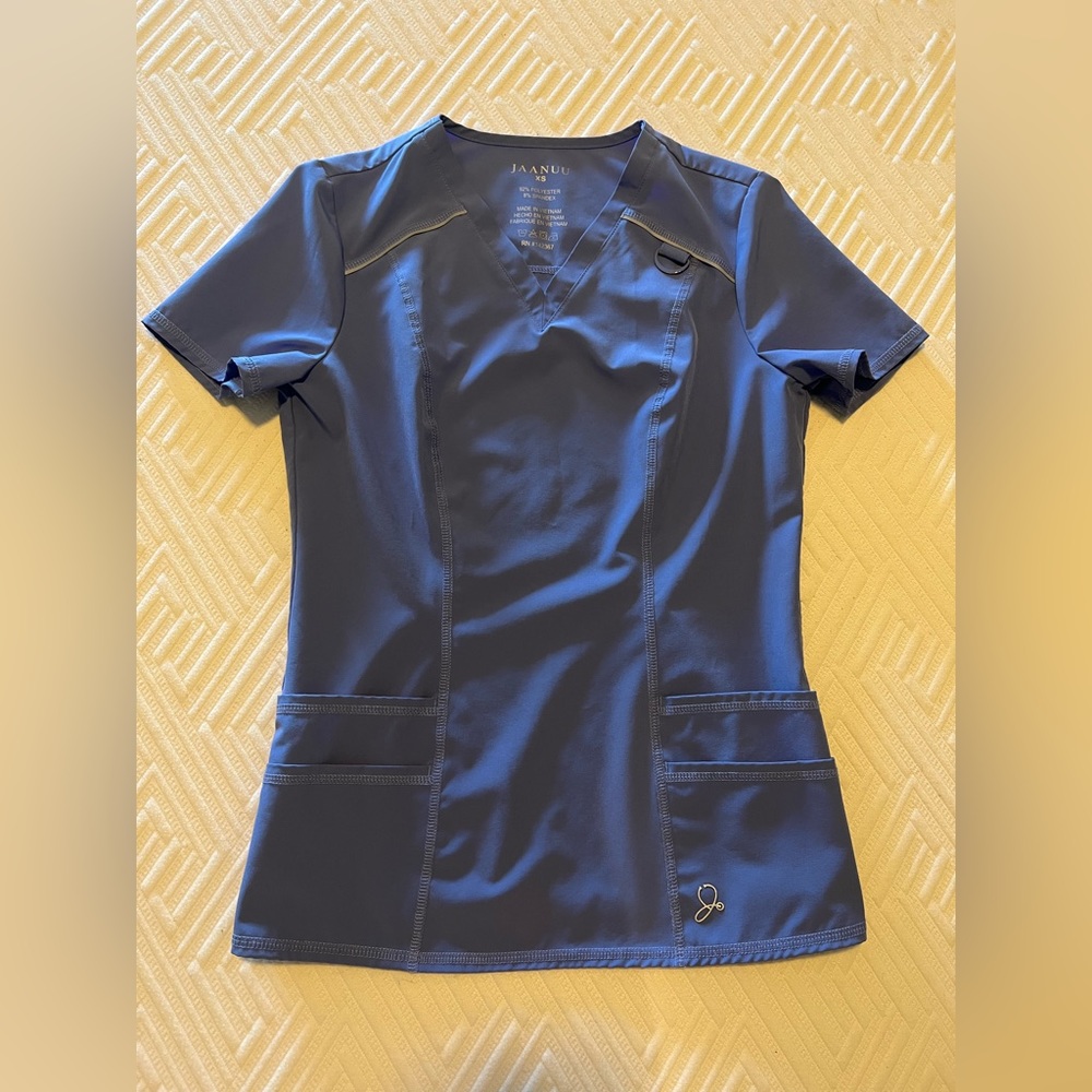 Jaanuu Womens Ceil Blue Scrub Top XS